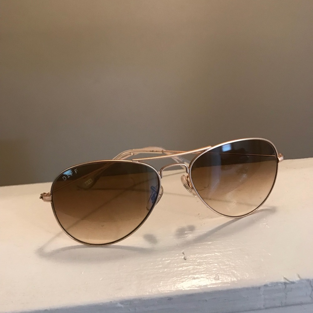 DIFF eyewear Sunnies